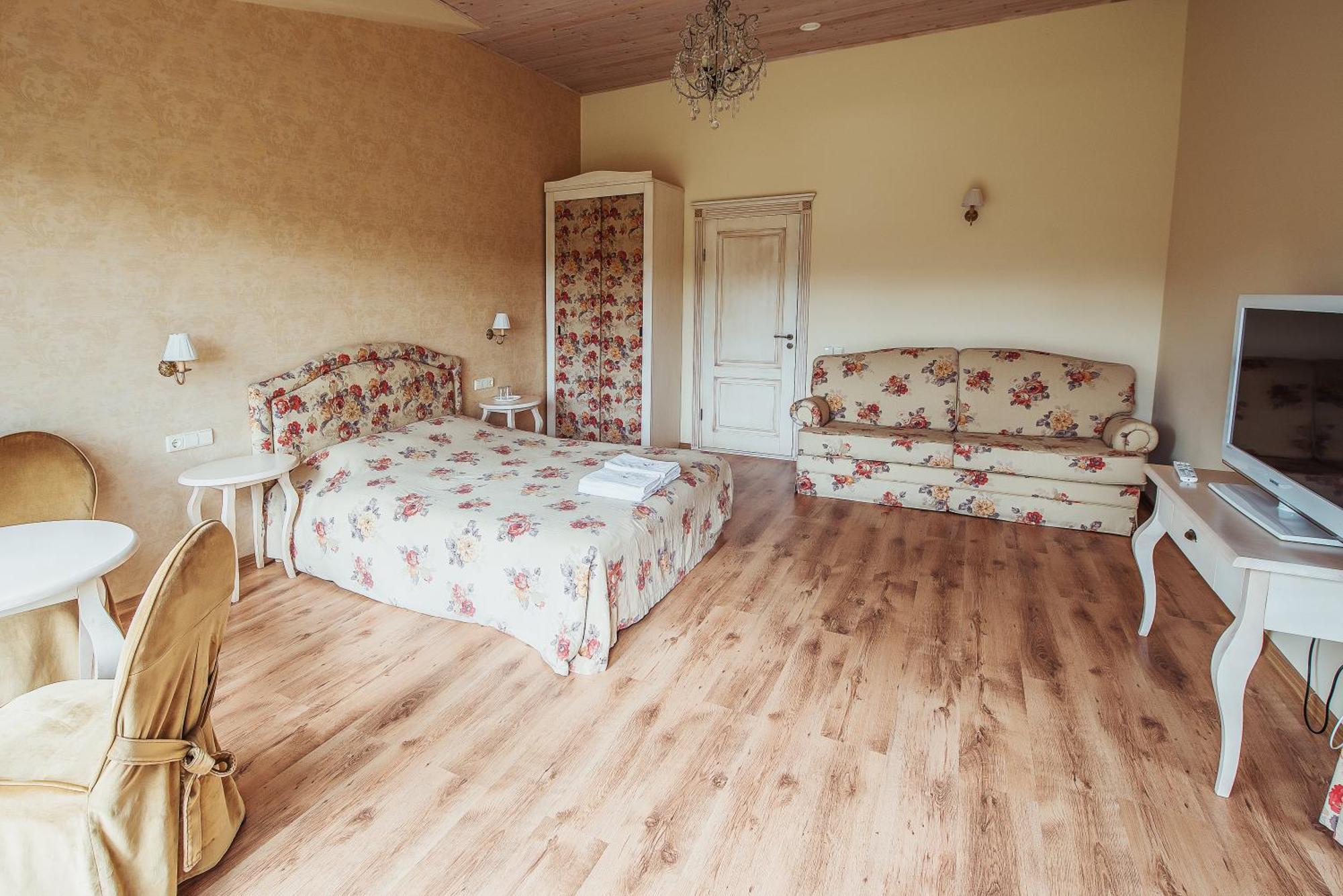Pusu Takas Hotel Andrioniskis Cameră foto